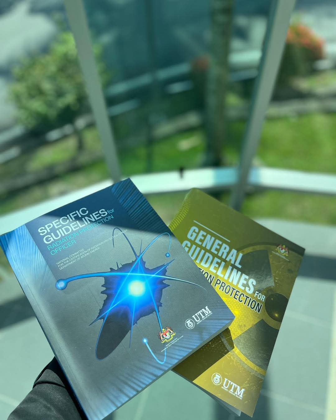 guidelines-book-atom