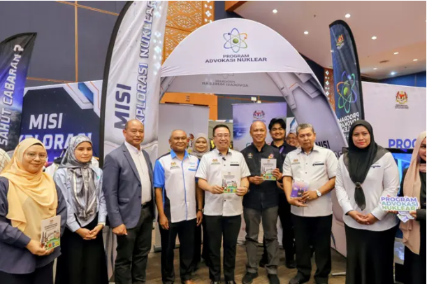 Chang Lih Kang berkata pendedahan awal penting bagi memastikan generasi muda memahami teknologi nuklear berasaskan fakta dan ilmu pengetahuan, bukannya persepsi yang sering mengaitkannya dengan risiko, senjata serta kemusnahan. -Foto MOSTI